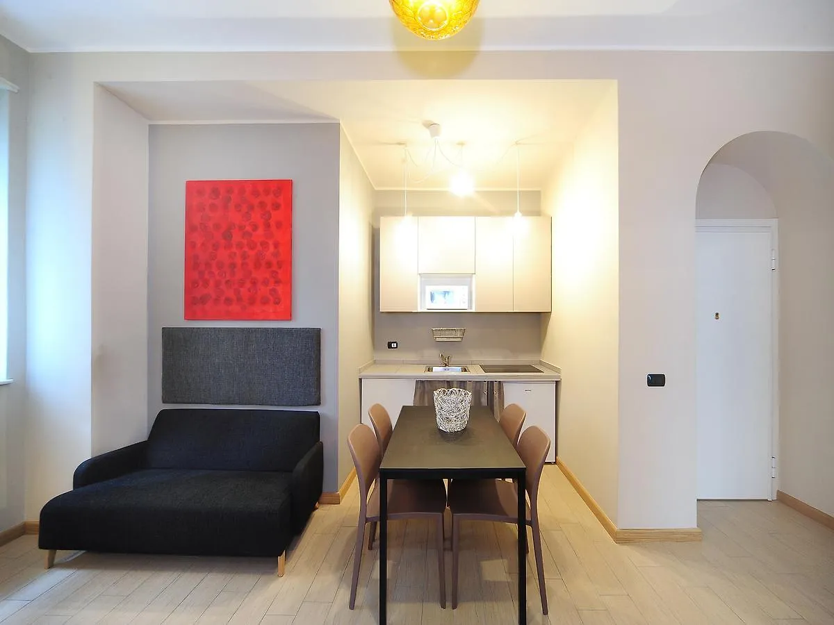 Urban District Apartments - Milan Old Town Central 2 Br 0*,