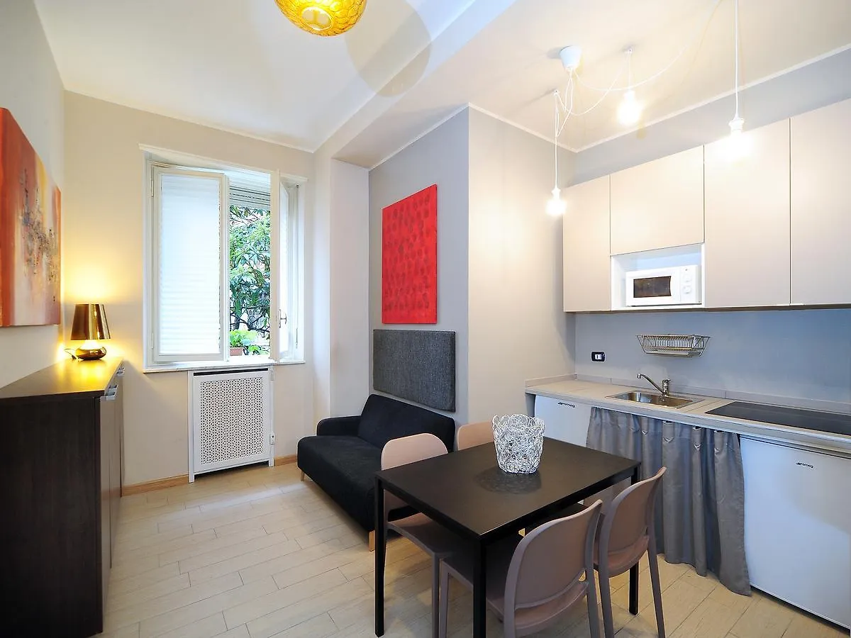 Urban District Apartments - Milan Old Town Central 2 Br 0*,  Италия